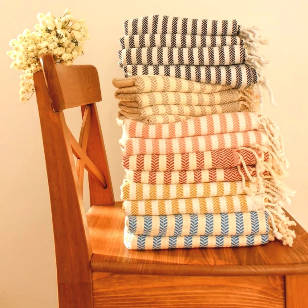 Pasha Turkish cotton towel CREAM stripe. NWT only 1 left